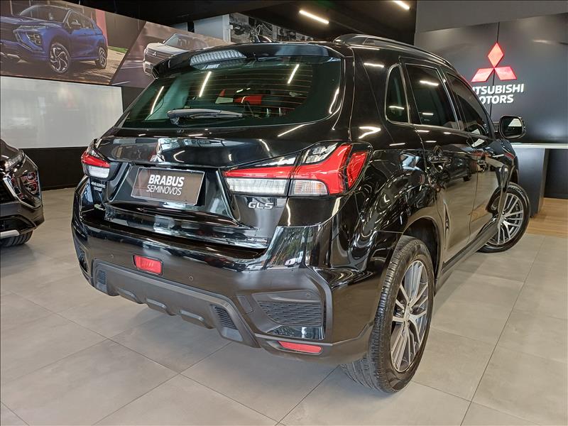 Mitsubishi-OUTLANDER SPORT-2.0 Mivec GLS
