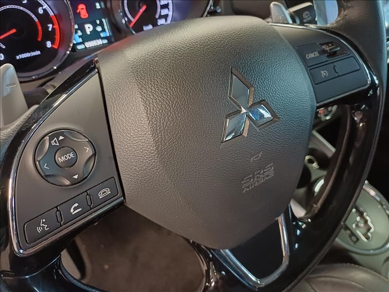 Mitsubishi-OUTLANDER SPORT-2.0 Mivec GLS