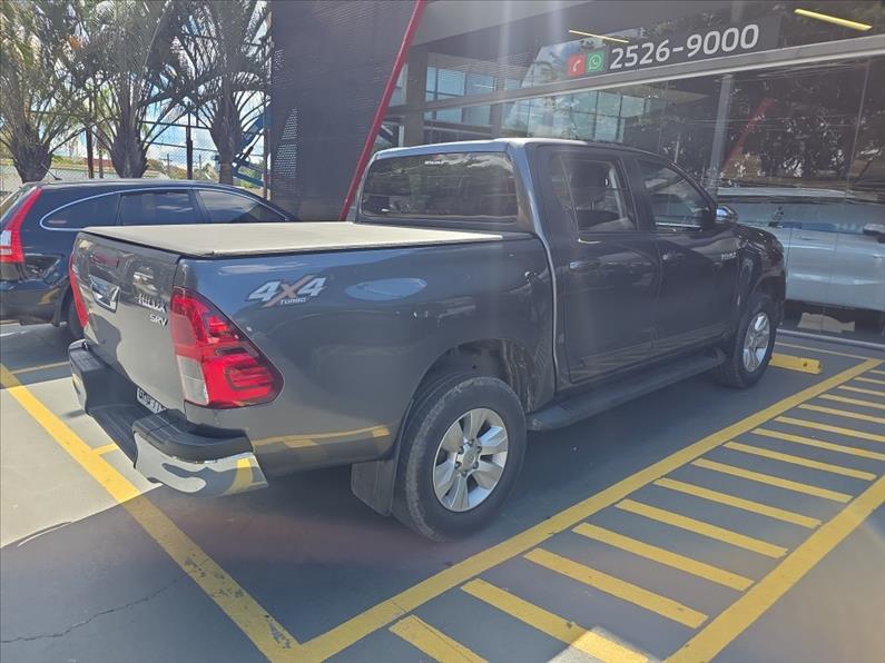 Toyota-HILUX-2.8 SRV 4X4 CD 16V