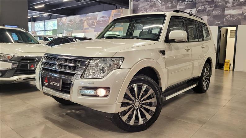 PAJERO FULL 3.2 HPE 4X4 16V Turbo Intercooler PAJERO FULL 3.2 HPE 4X4 16V Turbo Intercooler