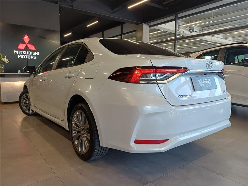 Toyota-COROLLA-2.0 Vvt-ie XEI