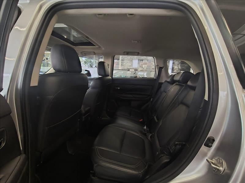 Mitsubishi-OUTLANDER-2.0 Mivec HPE