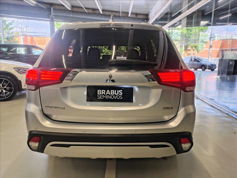 Mitsubishi-OUTLANDER-2.0 Mivec HPE