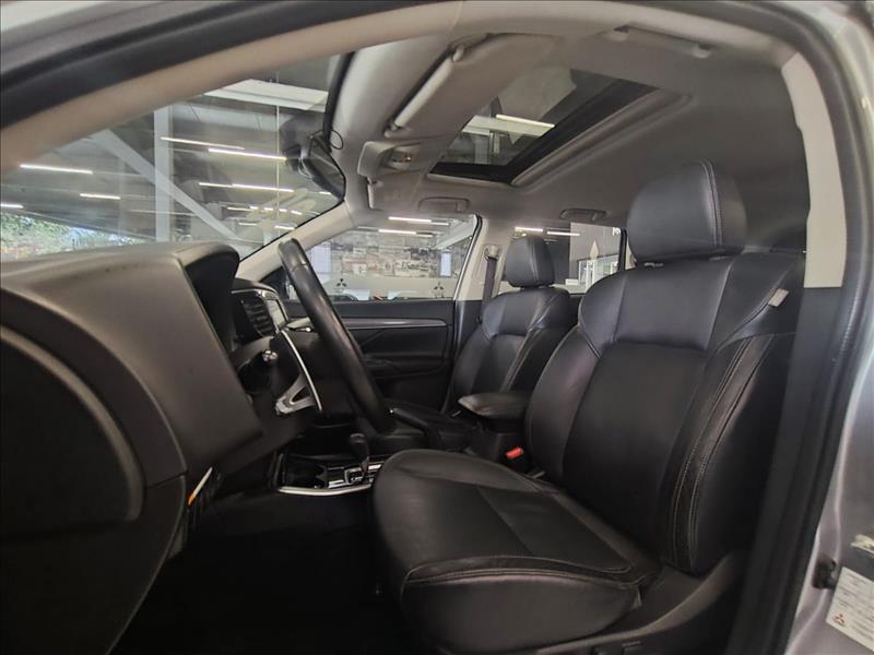 Mitsubishi-OUTLANDER-2.0 Mivec HPE