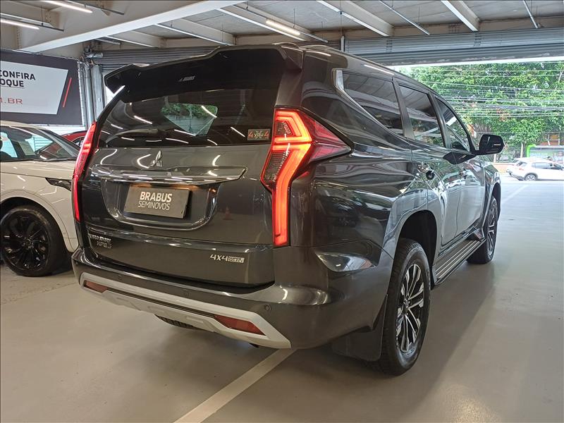 Mitsubishi-PAJERO SPORT-2.4 16V Mivec Turbo Hpe-s AWD