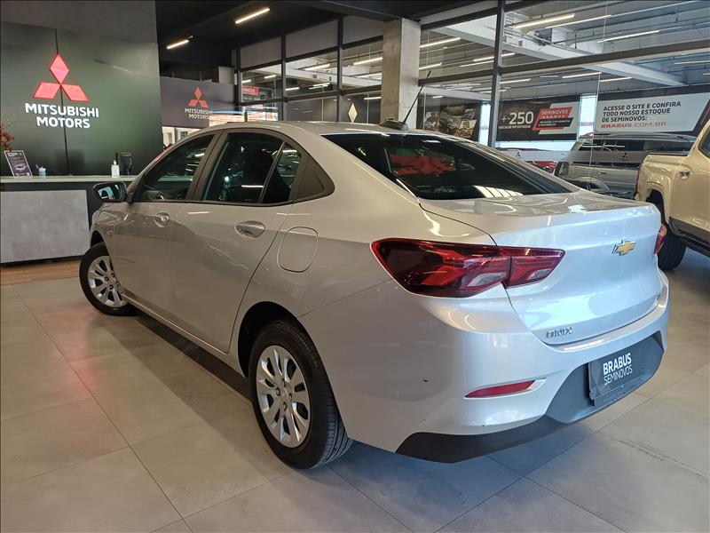 GM - Chevrolet-ONIX-1.0 Plus LT
