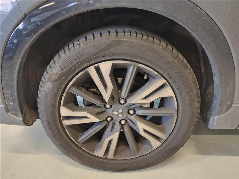 Mitsubishi-ECLIPSE CROSS-1.5 Mivec Turbo Hpe-s