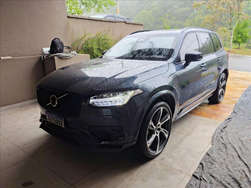 2.0 T8 Recharge Ultimate Dark AWD Geartronic