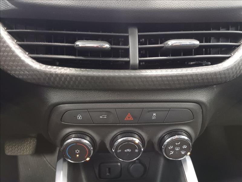 GM - Chevrolet-ONIX-1.0 Turbo Plus LTZ