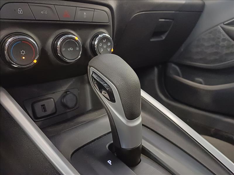 GM - Chevrolet-ONIX-1.0 Turbo Plus LTZ