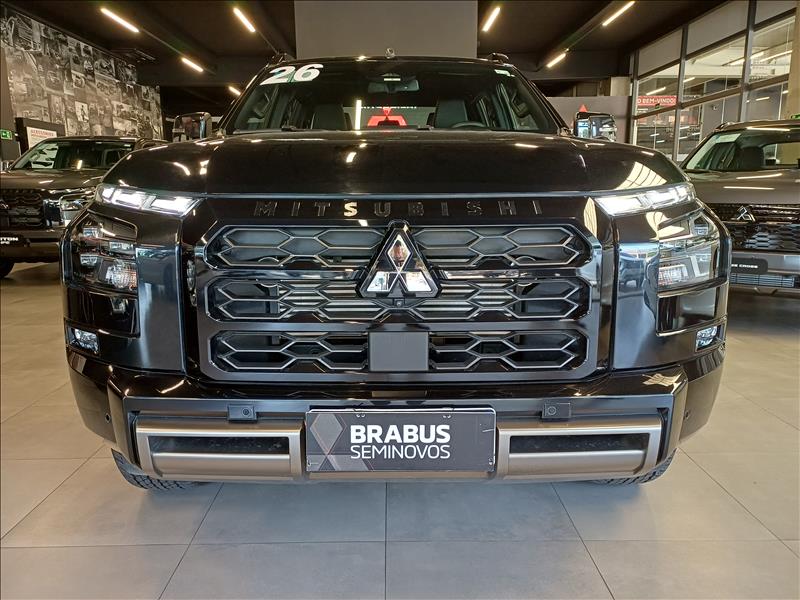 Mitsubishi-TRITON-2.4 Biturbo CD Katana 4X4