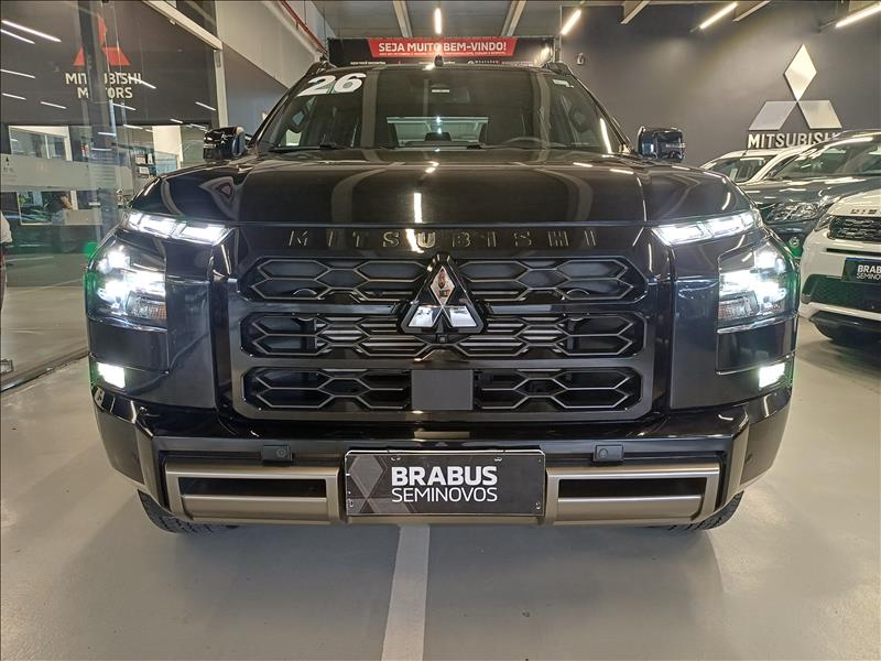 Mitsubishi-TRITON-2.4 Biturbo CD Katana 4X4