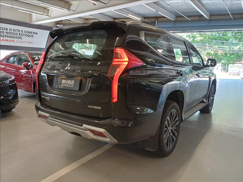 Mitsubishi-PAJERO SPORT-2.4 16V Mivec Turbo Legend AWD