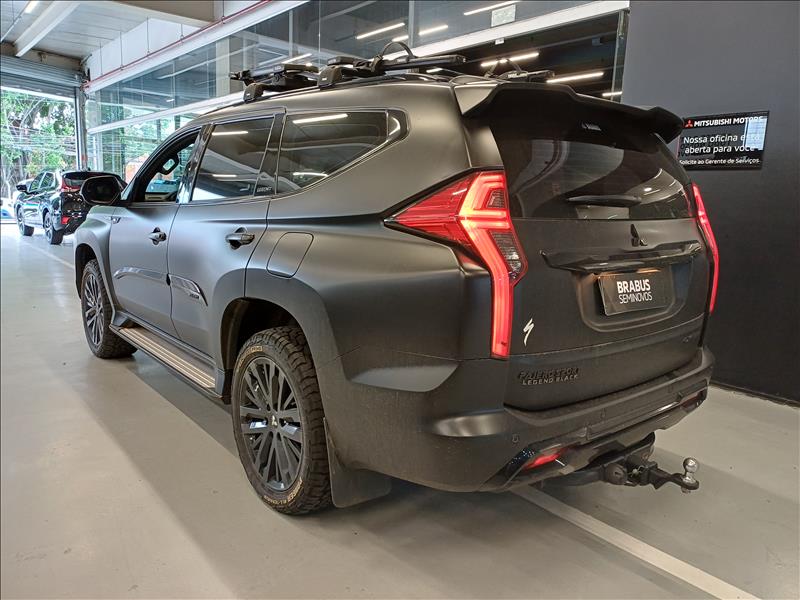 Mitsubishi-PAJERO SPORT-2.4 16V Mivec Turbo Legend Black AWD