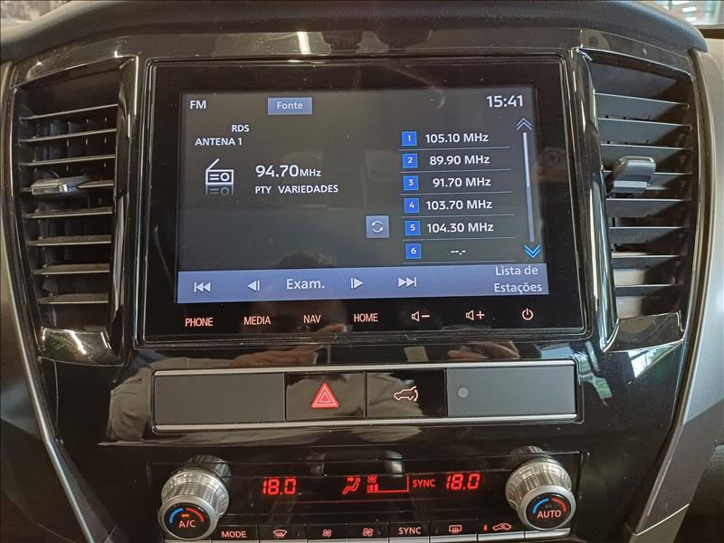 Mitsubishi-PAJERO SPORT-2.4 16V Mivec Turbo Legend Black AWD