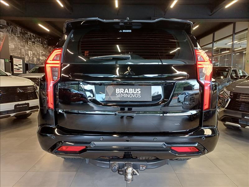 Mitsubishi-PAJERO SPORT-2.4 16V Mivec Turbo Legend Black AWD