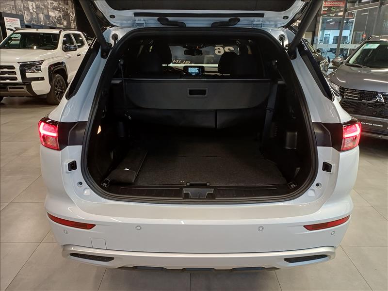 Mitsubishi-OUTLANDER-2.4 Phev Signature S-awc DHT