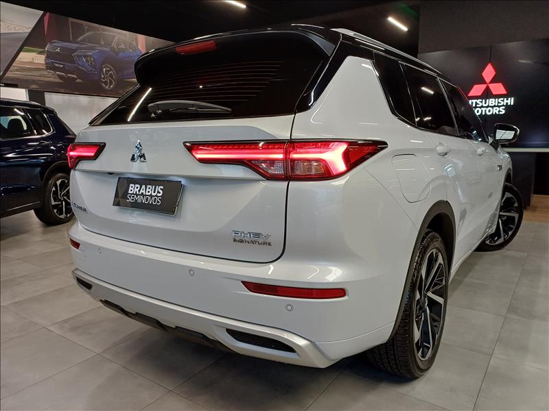 Mitsubishi-OUTLANDER-2.4 Phev Signature S-awc DHT