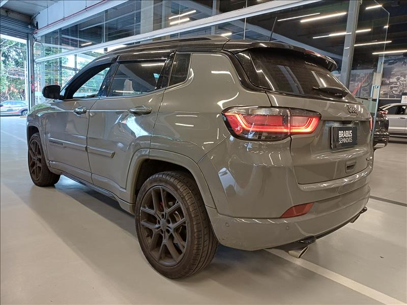 Jeep-COMPASS-2.0 Hurricane 4 Turbo Blackhawk