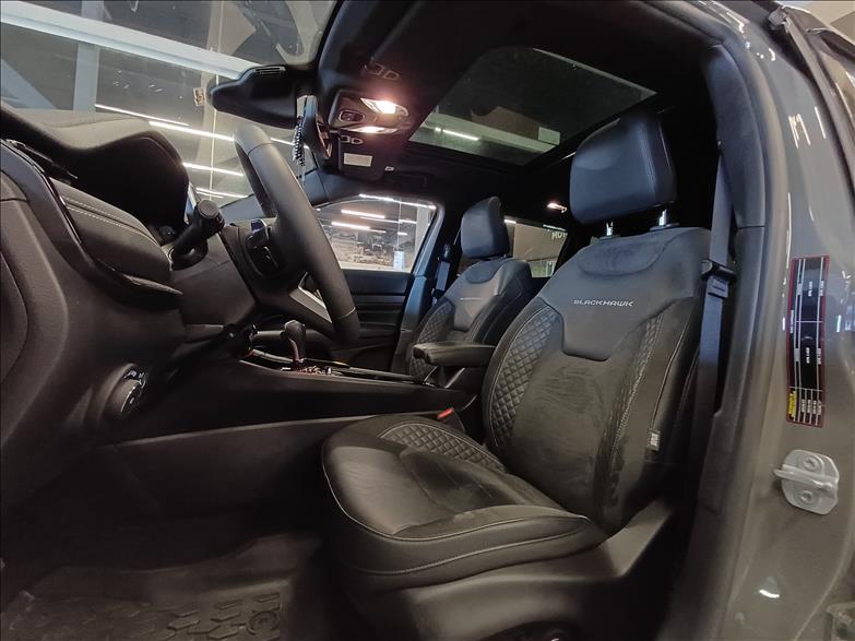 Jeep-COMPASS-2.0 Hurricane 4 Turbo Blackhawk