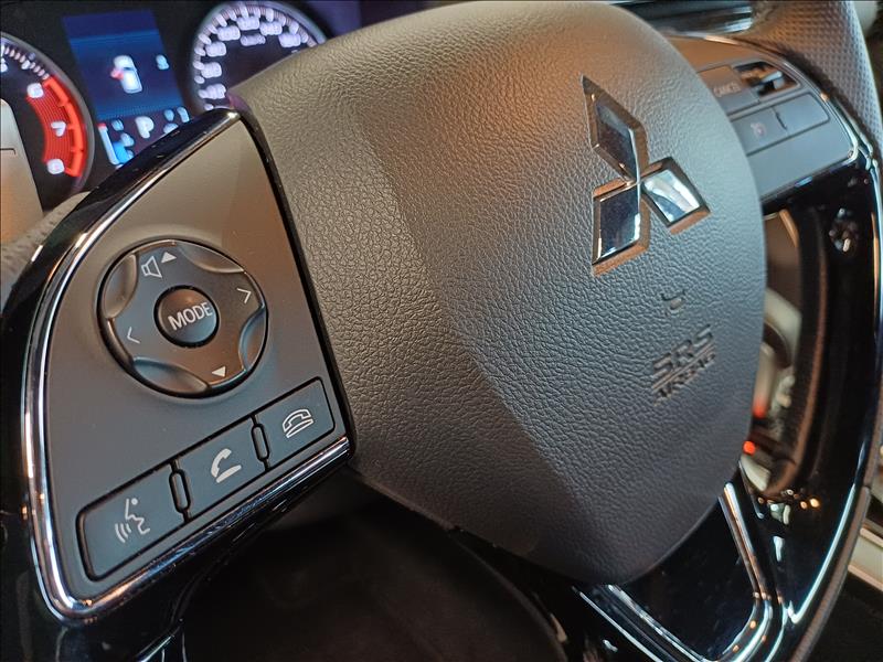 Mitsubishi-ECLIPSE CROSS-1.5 Mivec Turbo Tarmac