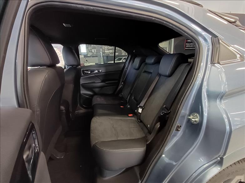 Mitsubishi-ECLIPSE CROSS-1.5 Mivec Turbo Tarmac