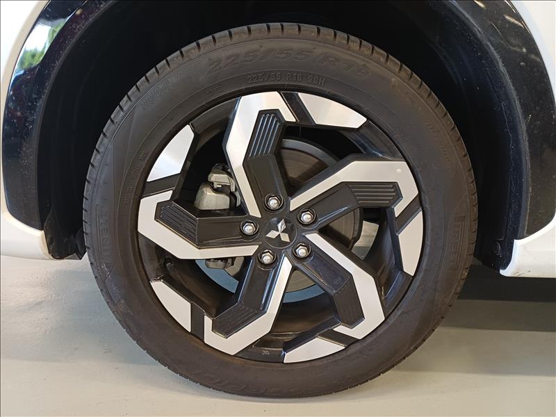 Mitsubishi-ECLIPSE CROSS-1.5 Mivec Turbo Hpe-s