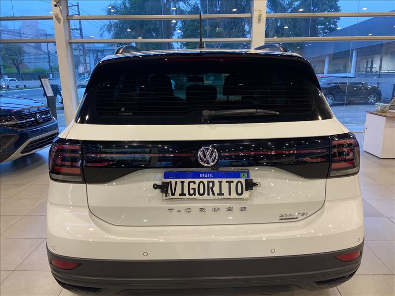  T-CROSS 