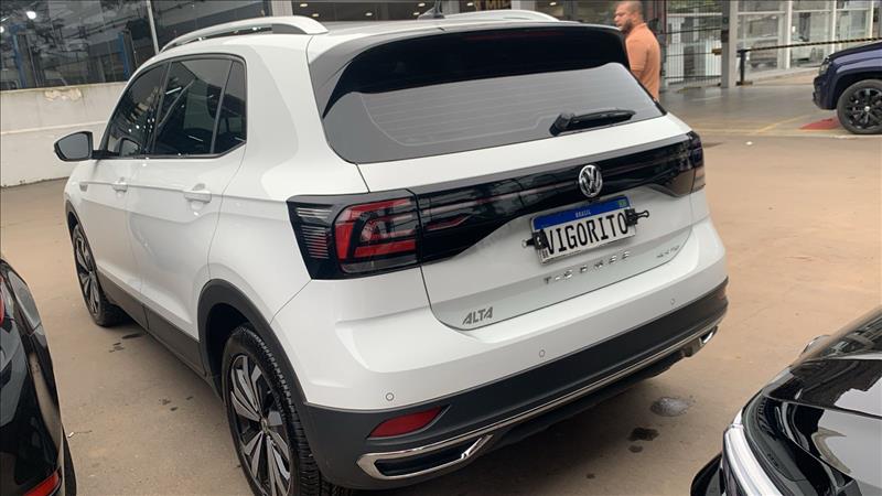  T-CROSS 