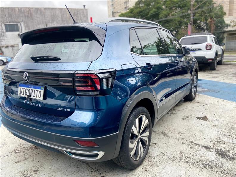  T-CROSS 