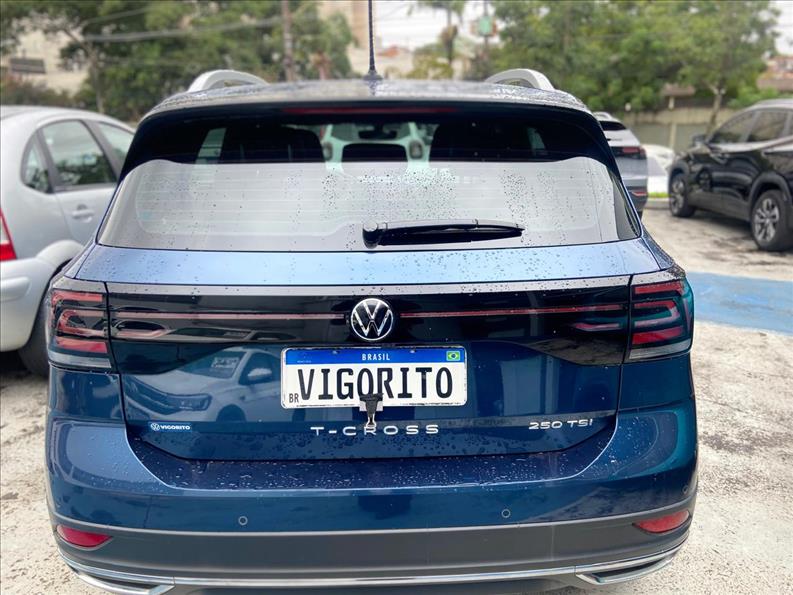  T-CROSS 