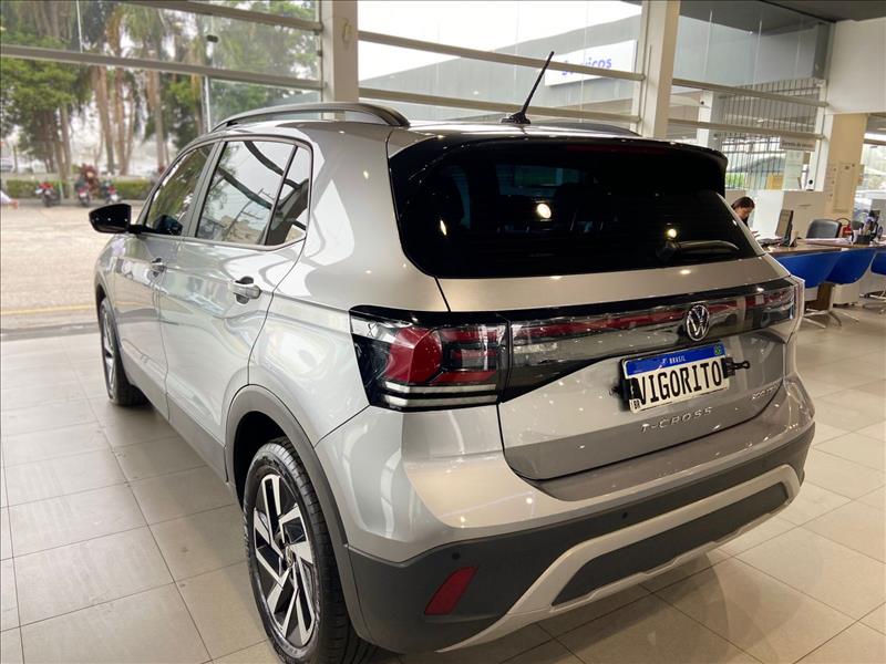  T-CROSS 