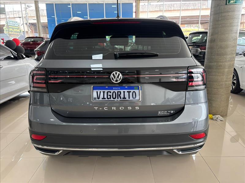  T-CROSS 
