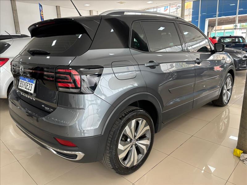  T-CROSS 
