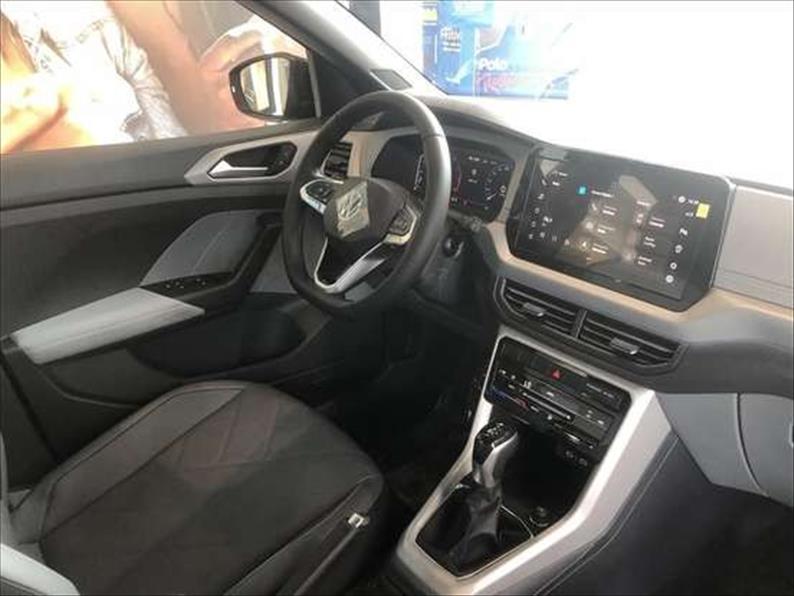  T-CROSS 