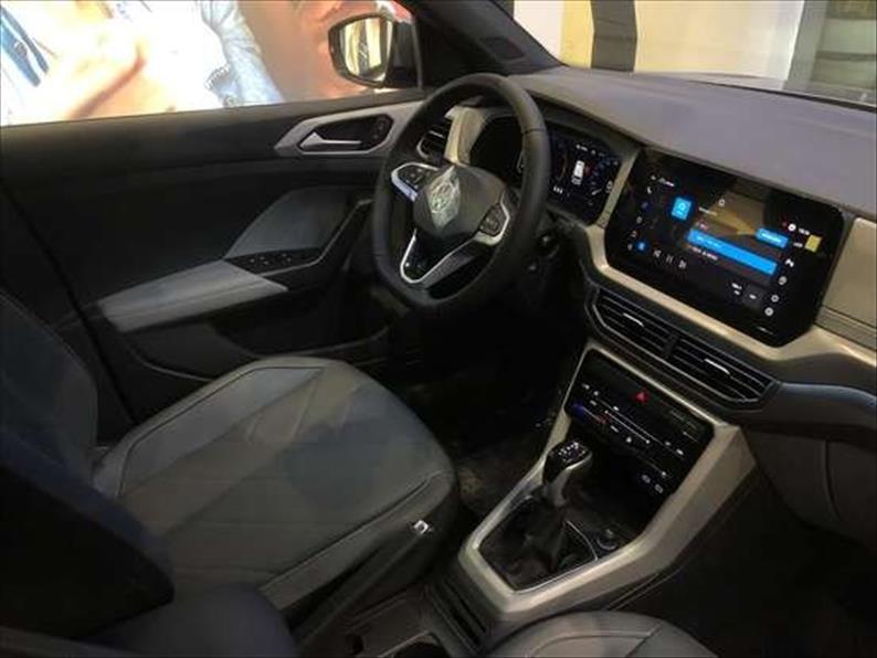 T-CROSS 