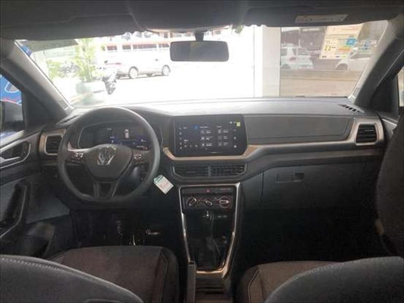 T-CROSS 