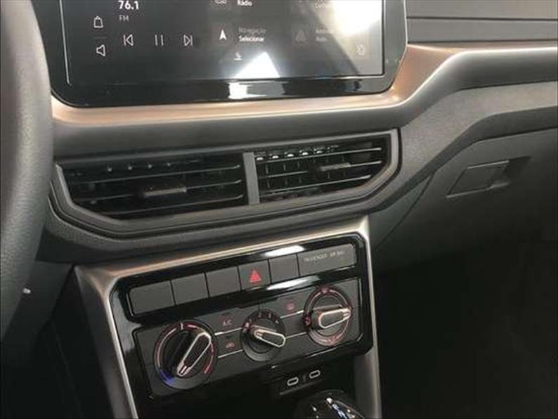  T-CROSS 