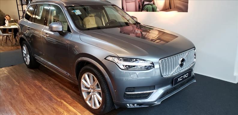 VOLVO XC90 2.0 D5 Inscription AWD Geartronic