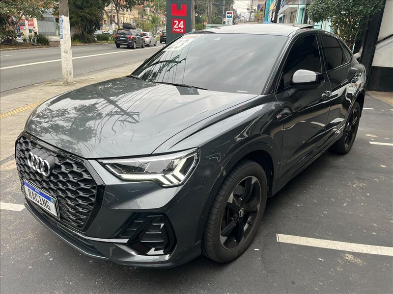 foto do veículo Audi Q3 2.0 40 TFSI Performance Black Quattro