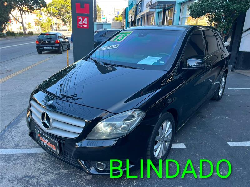 foto do veículo Mercedes-Benz B 200 1.6 Turbo