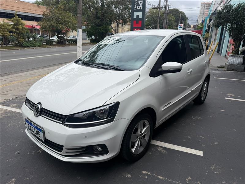 foto do veículo Volkswagen Fox 1.6 MSI Comfortline 8V