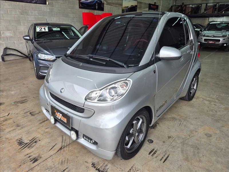 foto do veículo Smart Fortwo  1.0 MHD Coupé 3 Cilindros 12V 