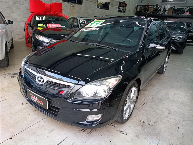 foto do veículo Hyundai i30 cw 2.0 MPFI GLS 16V