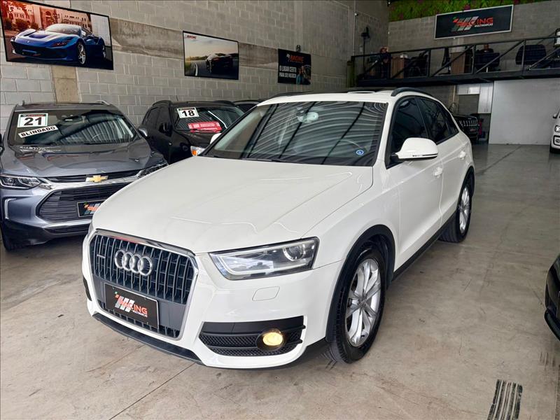 foto do veículo Audi Q3  2.0 TFSI Ambiente Quattro S Tronic 