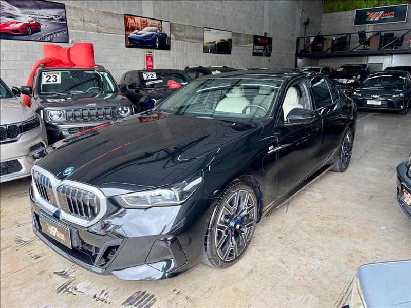 foto do veículo BMW 530e 2.0 Twinpower Phev M Sport
