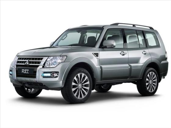 MITSUBISHI PAJERO FULL 3.2 HPE 4X4 16V Turbo Intercooler