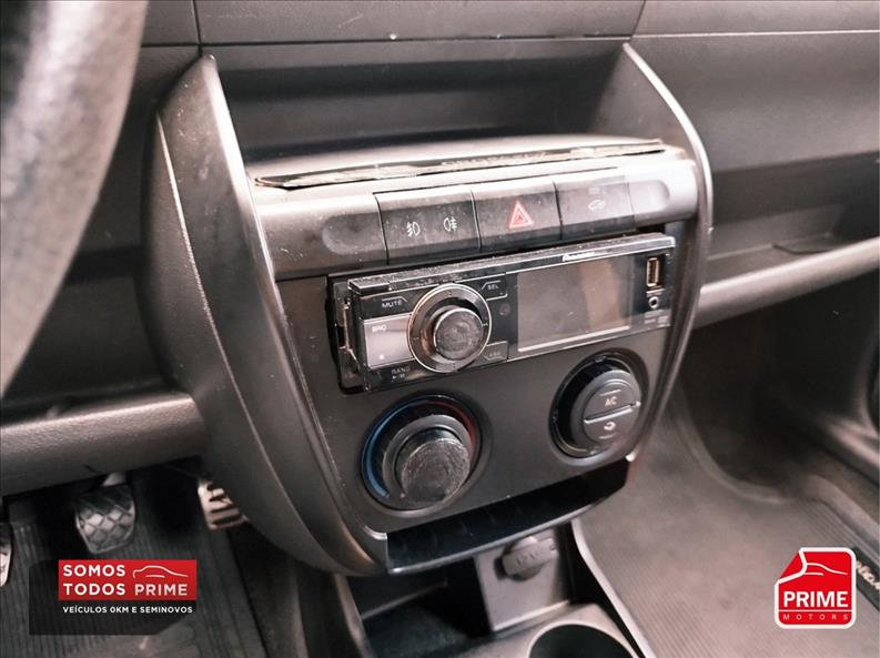 VOLKSWAGEN CROSSFOX 1.6 MI 8V VOLKSWAGEN CROSSFOX 1.6 MI 8V