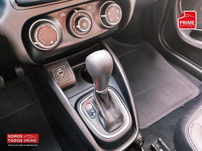 FIAT  CRONOS   1.8 E.torq Precision AT6 