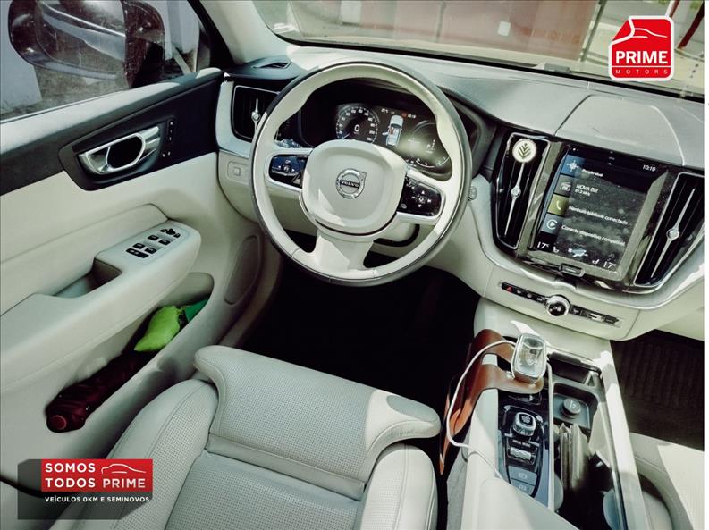 VOLVO  XC60   2.0 T8 Hybrid Inscription AWD Geartronic 